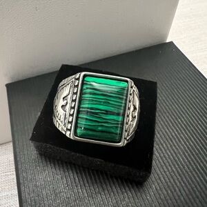 Paparazzi Silver and Green Men's Statement Ring